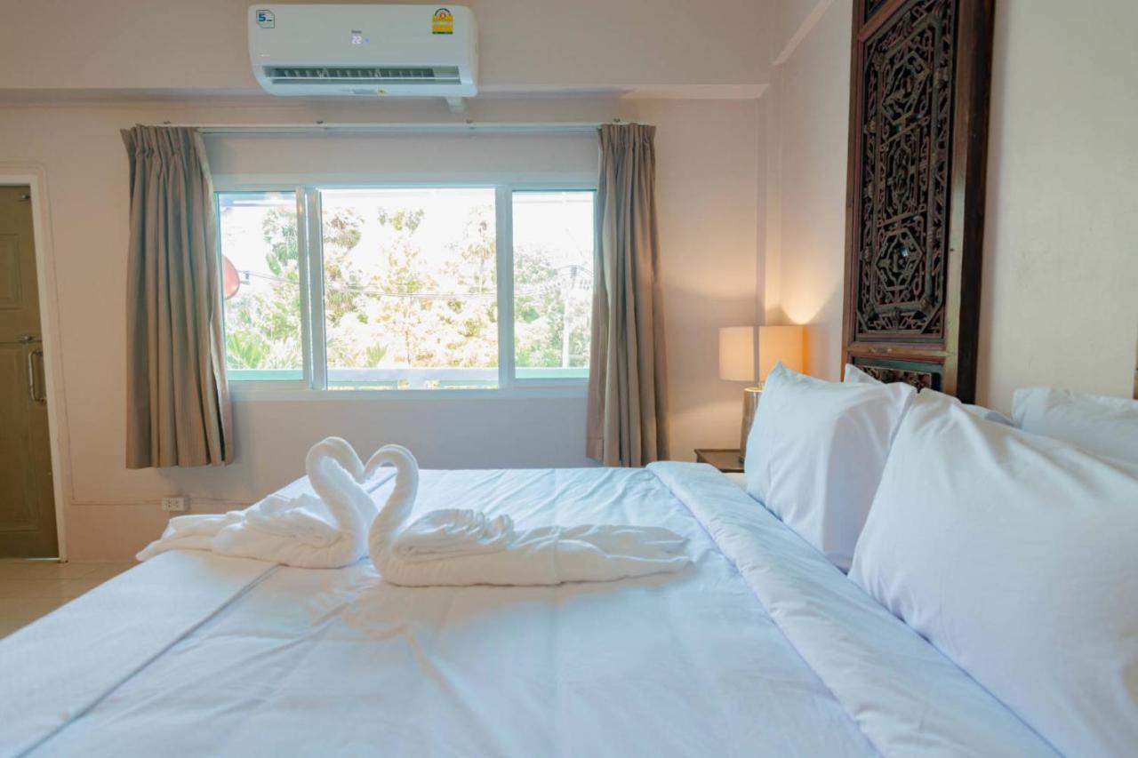 Bed At Beach Hostel Phuket Ngoại thất bức ảnh