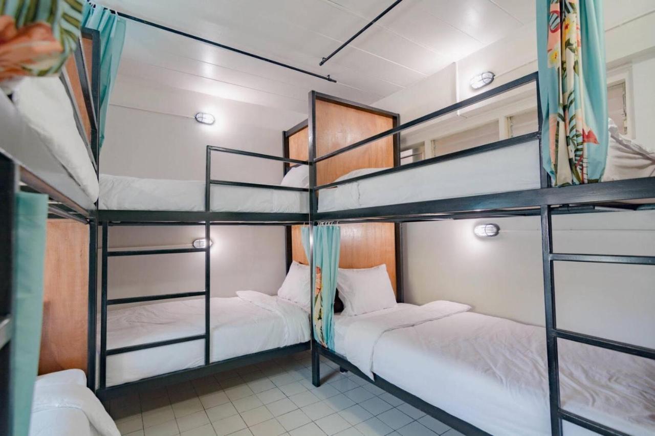 Bed At Beach Hostel Phuket Ngoại thất bức ảnh